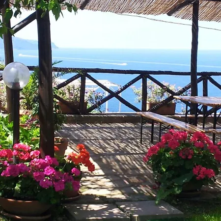 Villa Tessa's Holiday 5 Pax Massa Lubrense