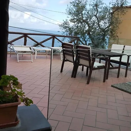 Villa Tessa's Holiday 5 Pax