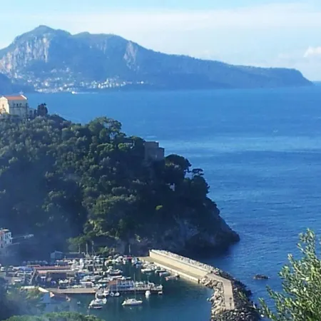Tessa's Holiday 5 Pax Villa Massa Lubrense