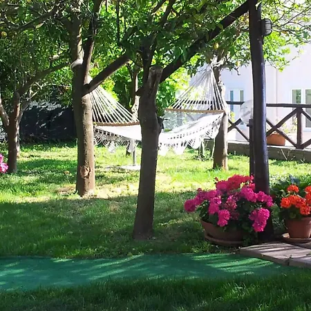 Chalet Tessa's Massa Lubrense
