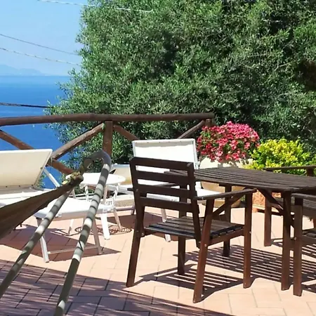 Chalet Tessa's Massa Lubrense